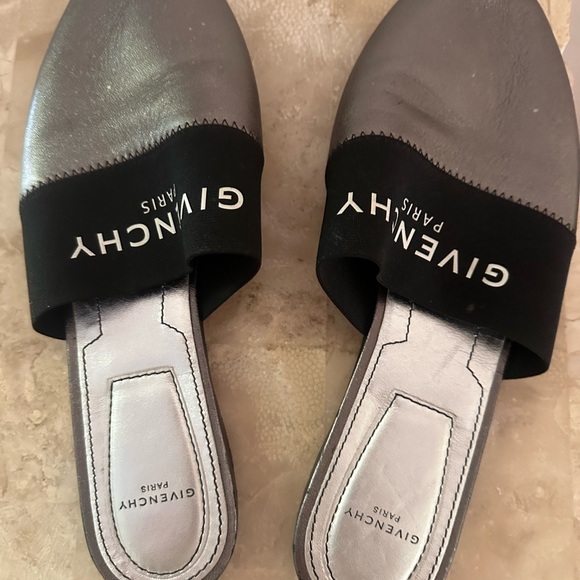 Givenchy slides. 100% authentic. - Picture 5 of 6
